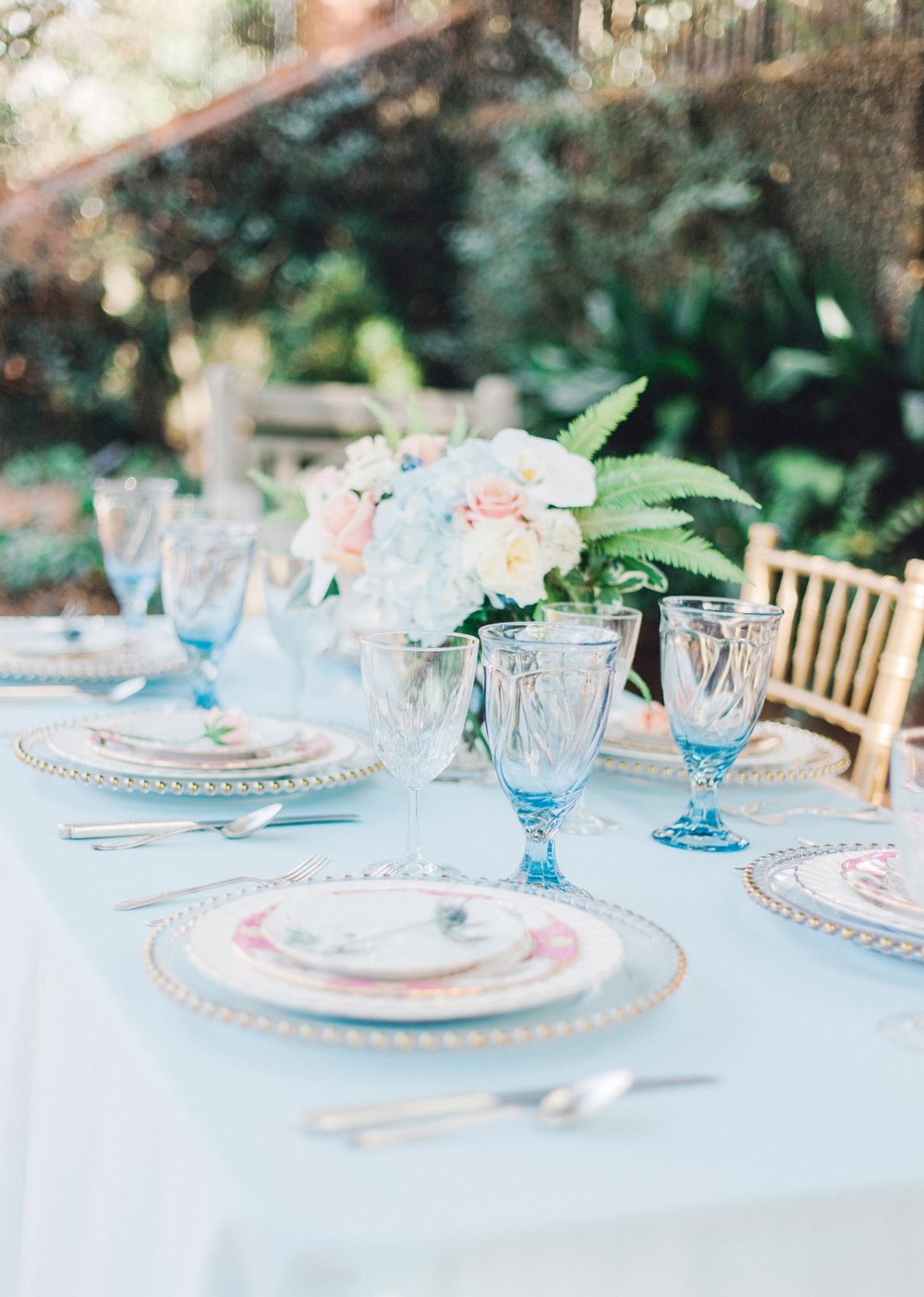 A blue and pink wedding tables cape at the Duke Mansion in North Carolina.