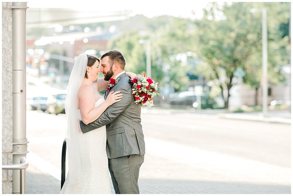Downtown-Raleigh-Wedding-Photography11.jpg